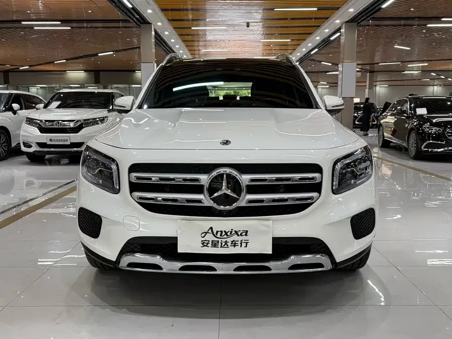 Mercedes Benz GLB