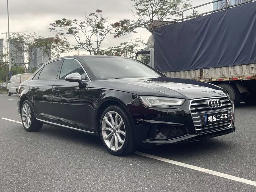 Audi A4L