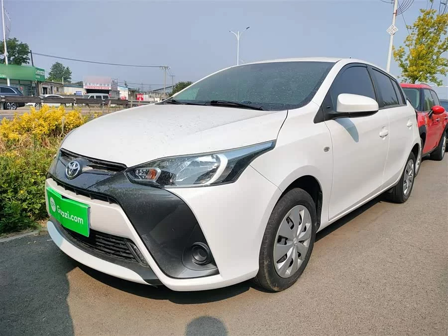 Toyota YARiS L