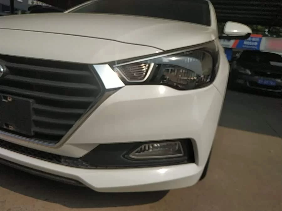 Hyundai Elantra / Celesta