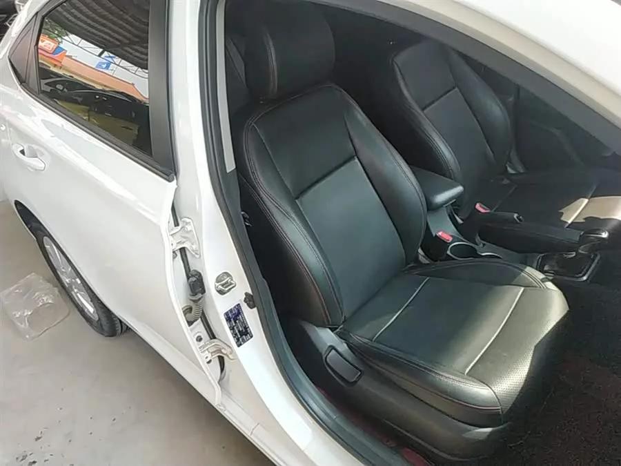 Hyundai Elantra / Celesta