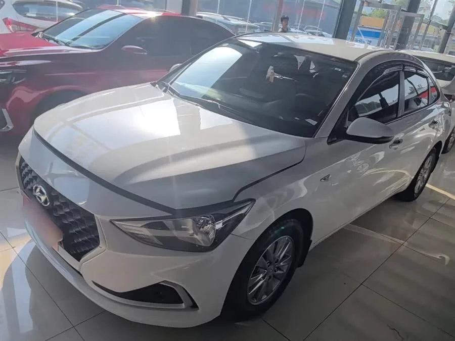 Hyundai Elantra / Celesta