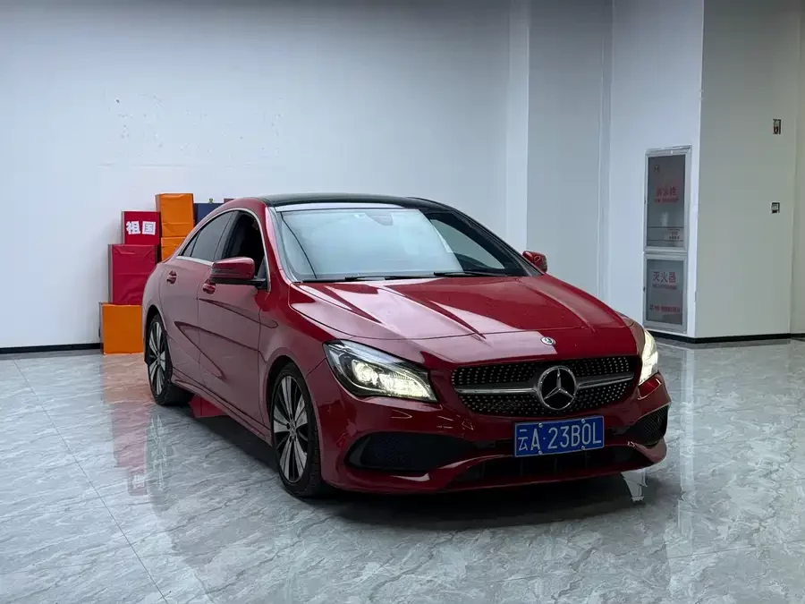 Mercedes-Benz CLA