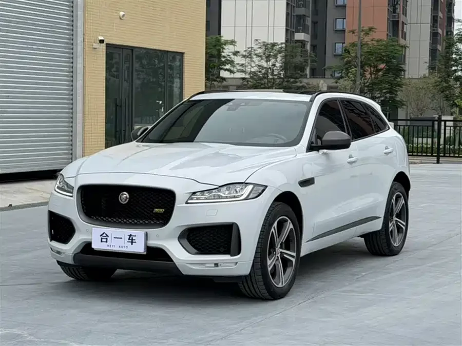 Jaguar F-PACE