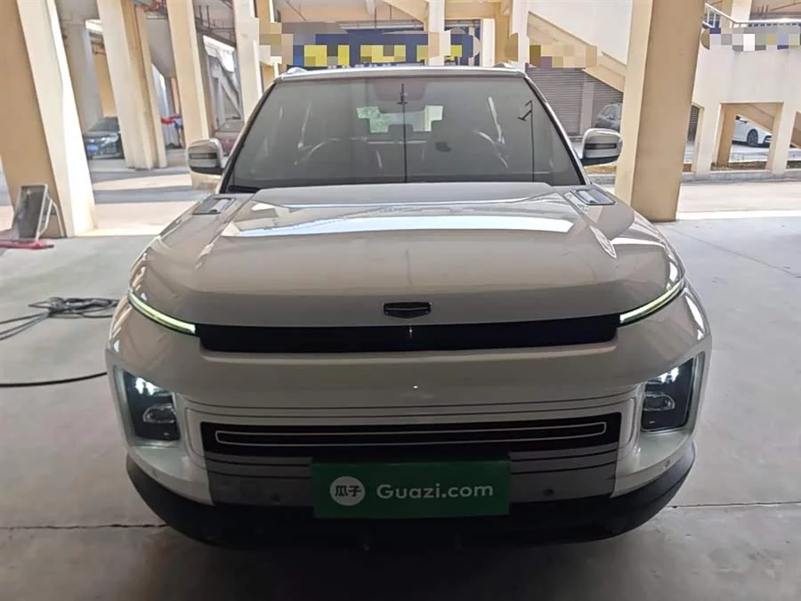 Geely ICON
