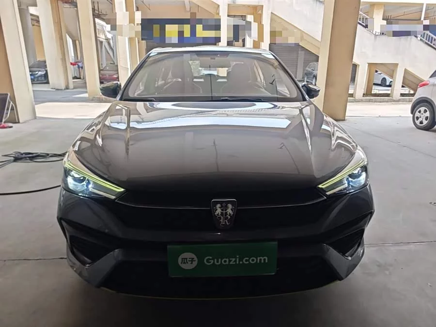 Roewe i5