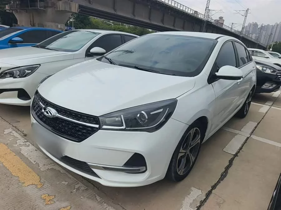 Chery Arrizo 5