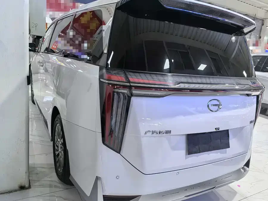 GAC Trumpchi M8