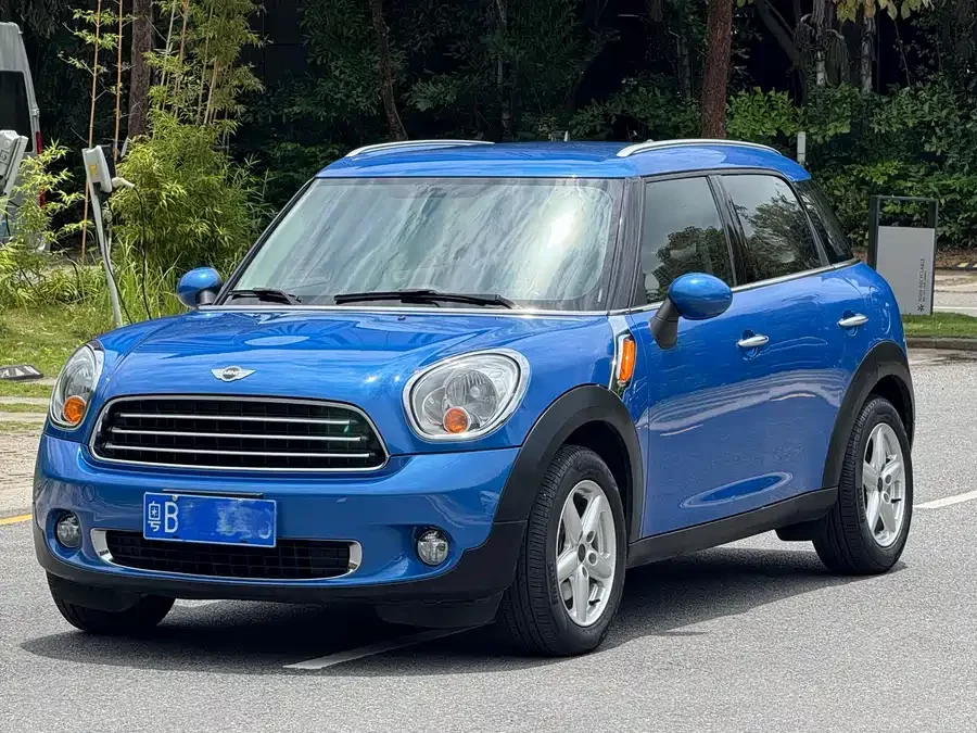 MINI COUNTRYMAN