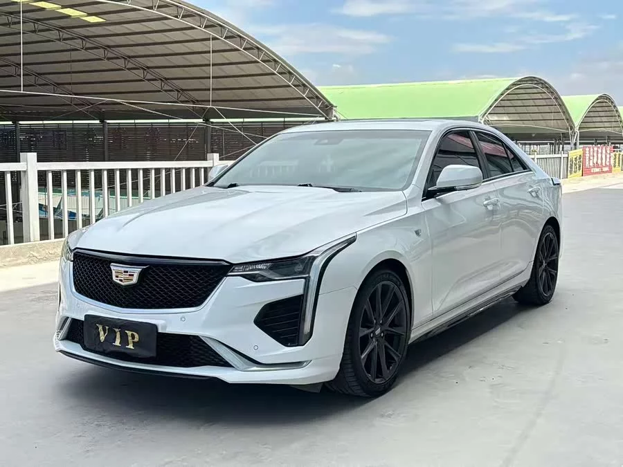 Cadillac CT4