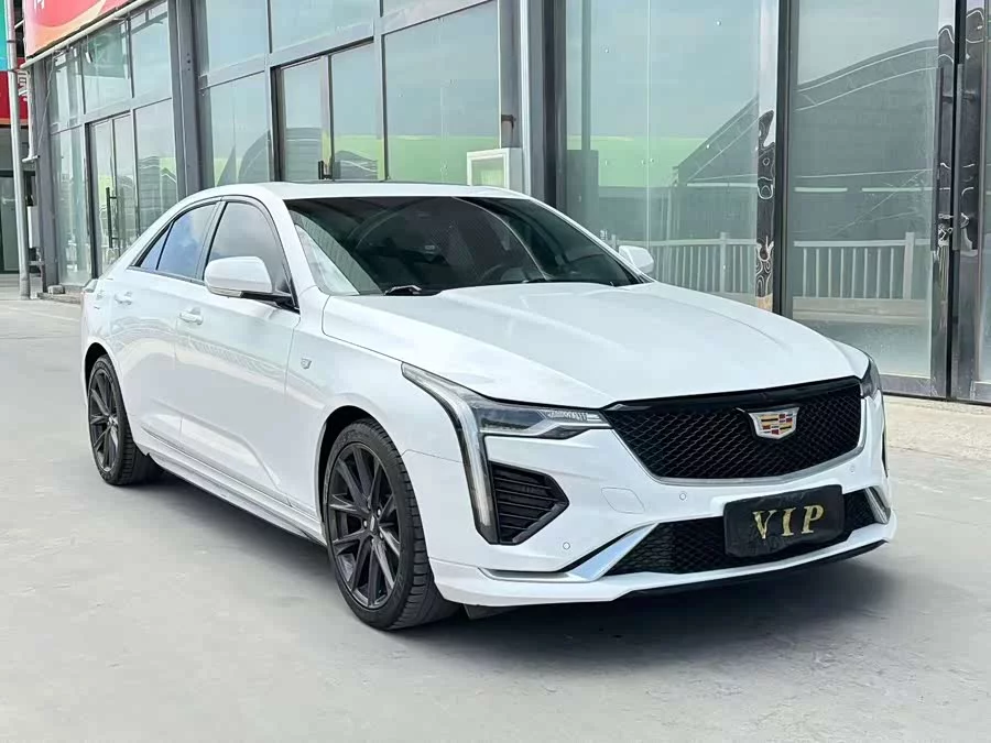Cadillac CT4