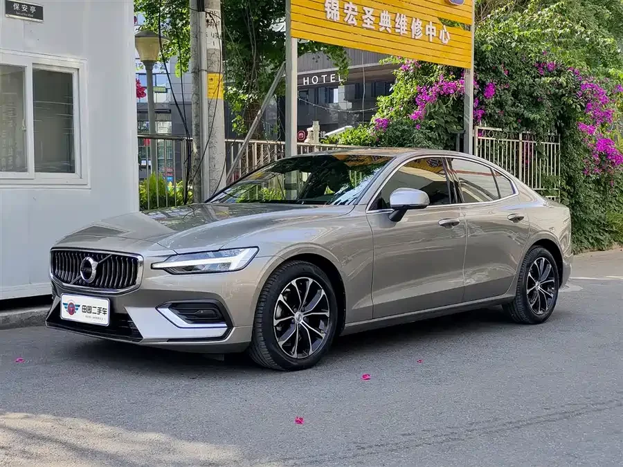 Volvo S60