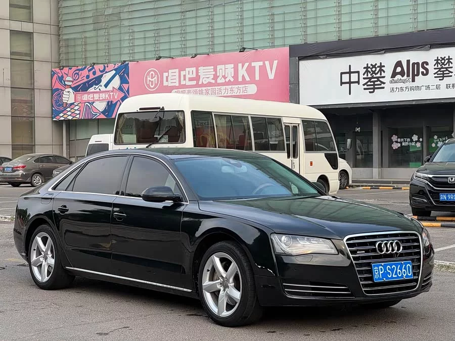 Audi A8