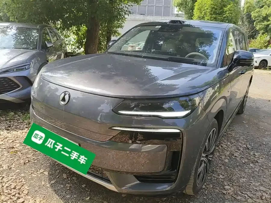 BYD N9