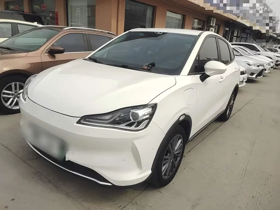 NETA Nezha V