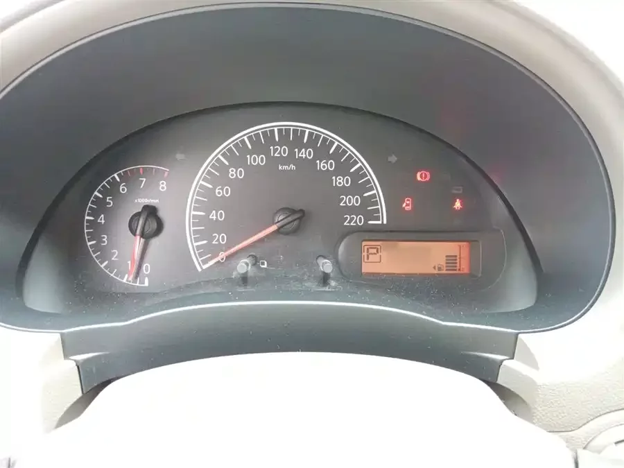 Nissan Sunny