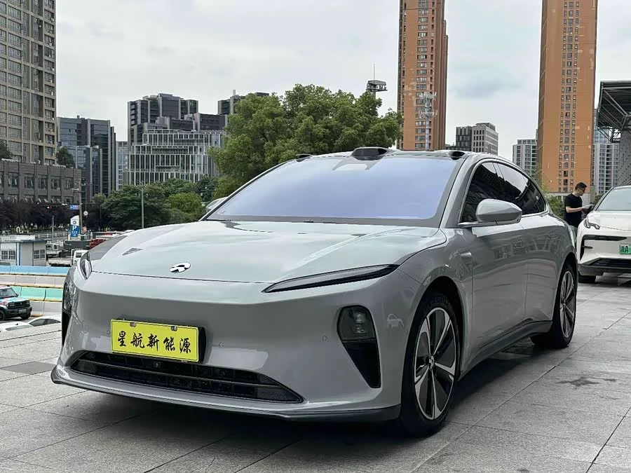 NIO ET5T