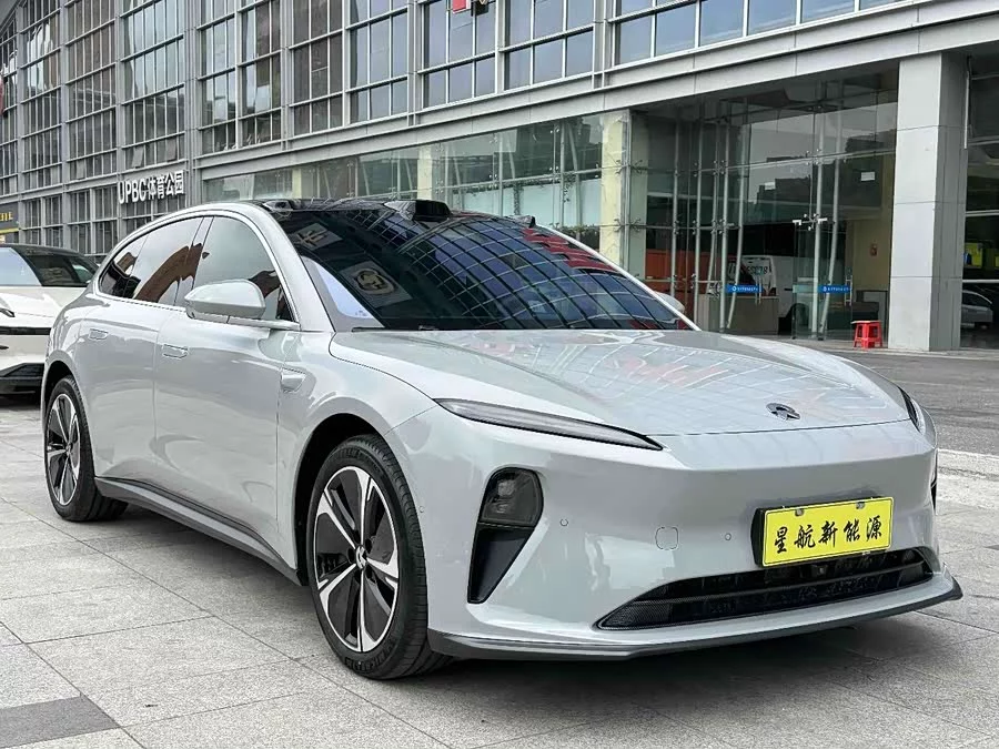 NIO ET5T
