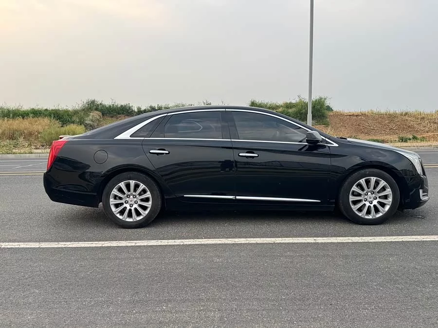 Cadillac XTS