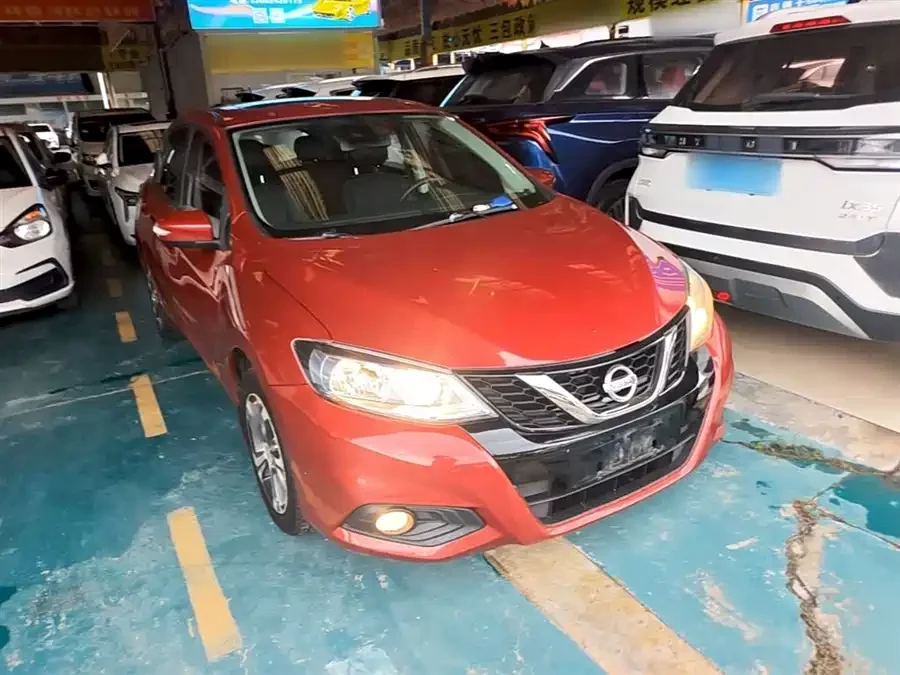 Nissan Tiida