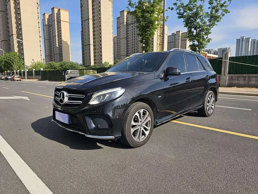 Mercedes Benz GLE (Imported)
