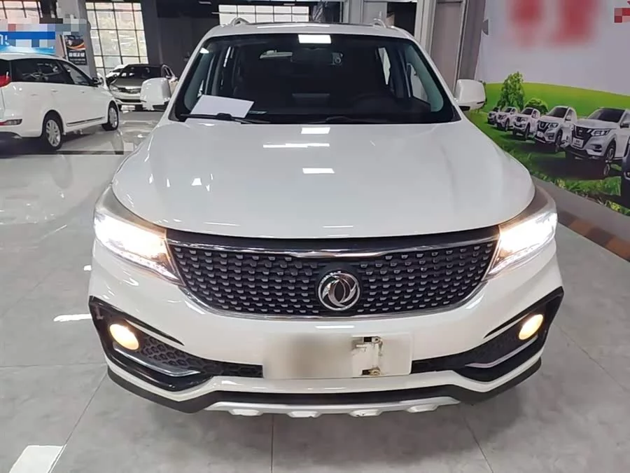 Dongfeng Jingyi X5
