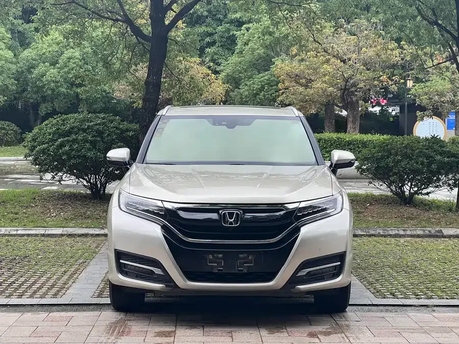 Honda UR-V