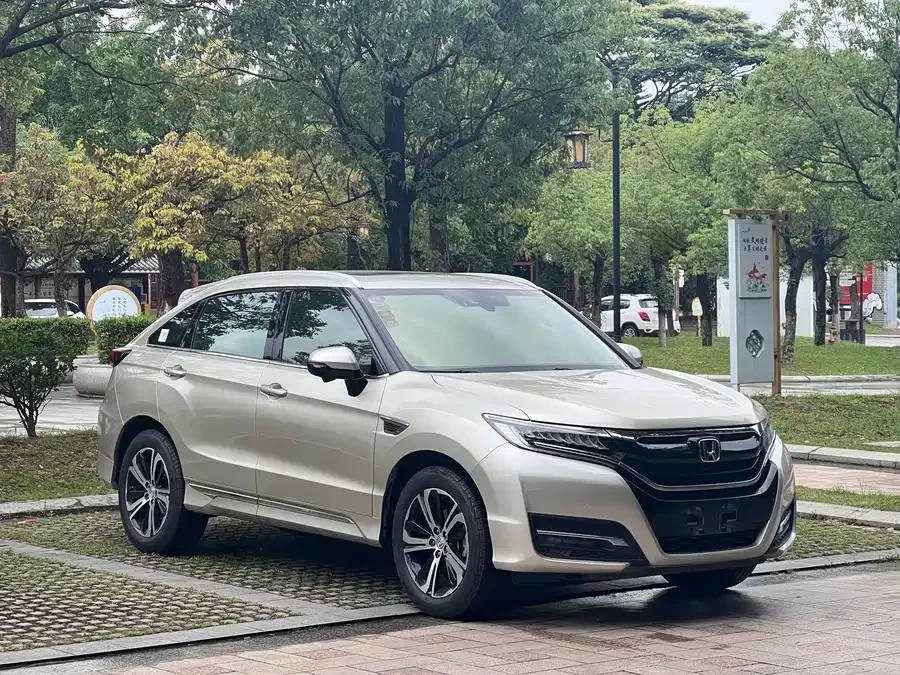 Honda UR-V