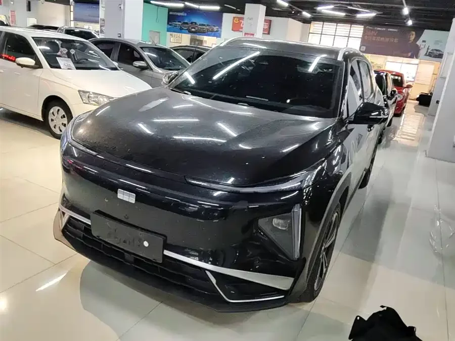 Geely Galaxy L7