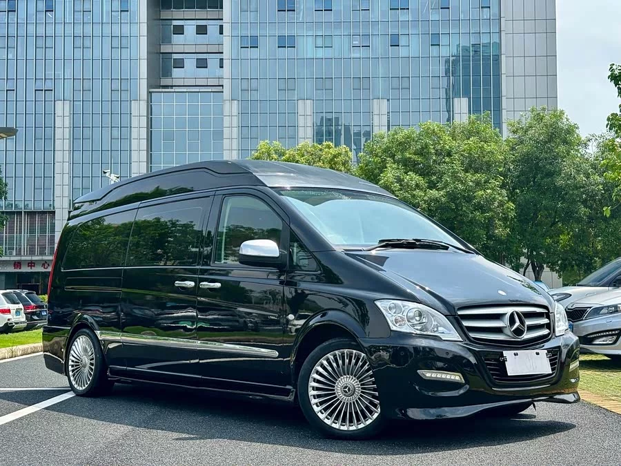 Mercedes Benz Vito