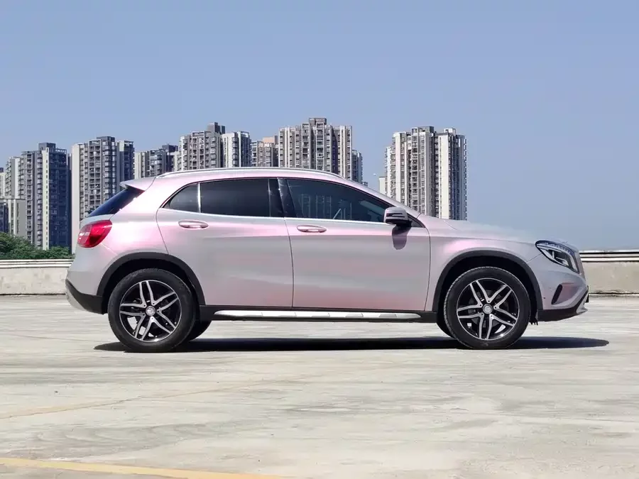 Mercedes Benz GLA