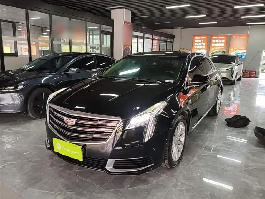 Cadillac XTS