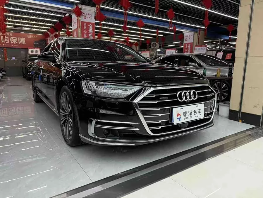 Audi A8