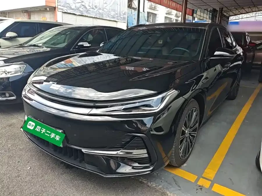 Geely Galaxy A7 EM