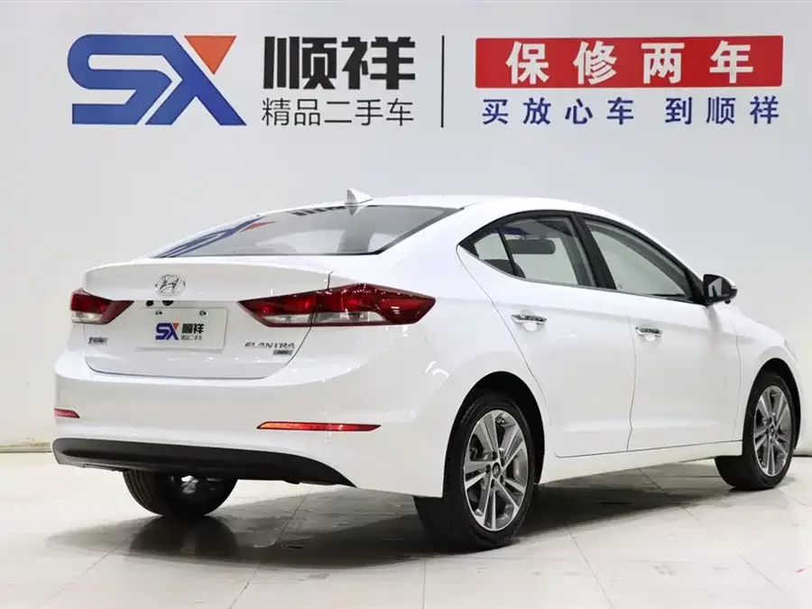 Hyundai elantra