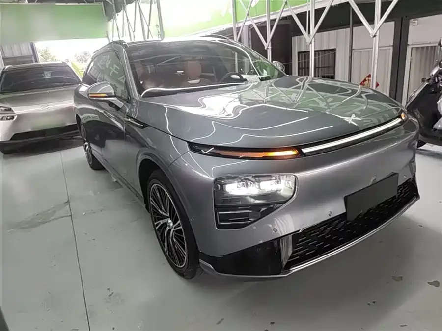 Xpeng G9
