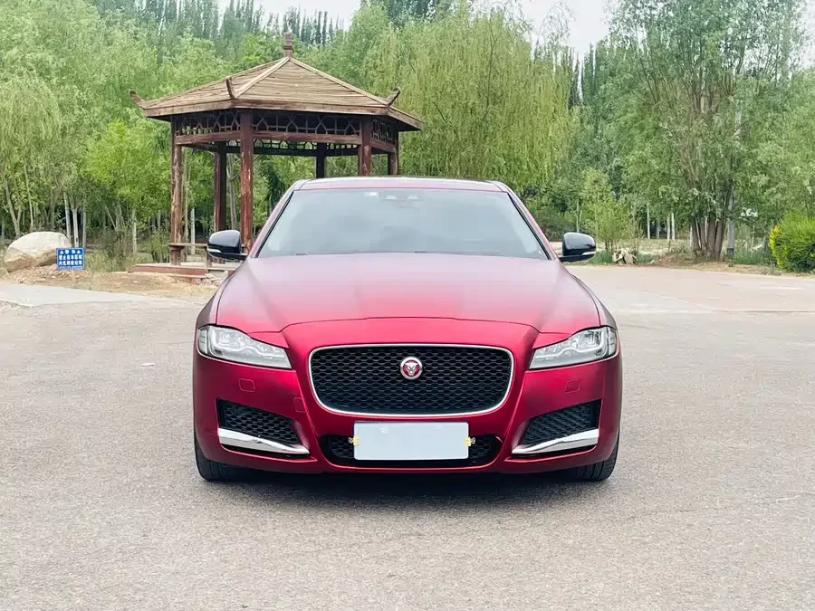 Jaguar XFL