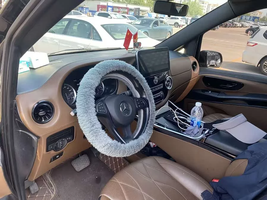 Mercedes Benz Vito