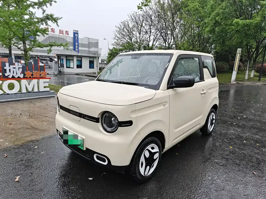 Geely Panda