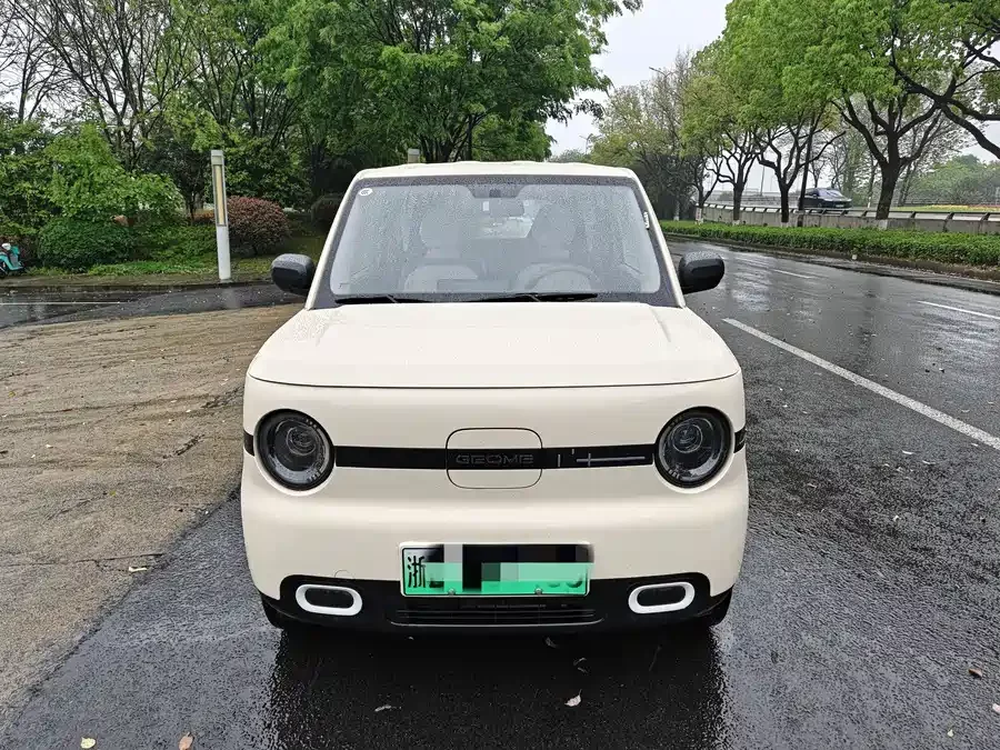 Geely Panda