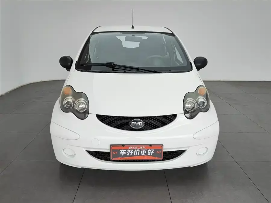 BYD F0
