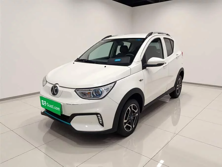 BAIC EC3