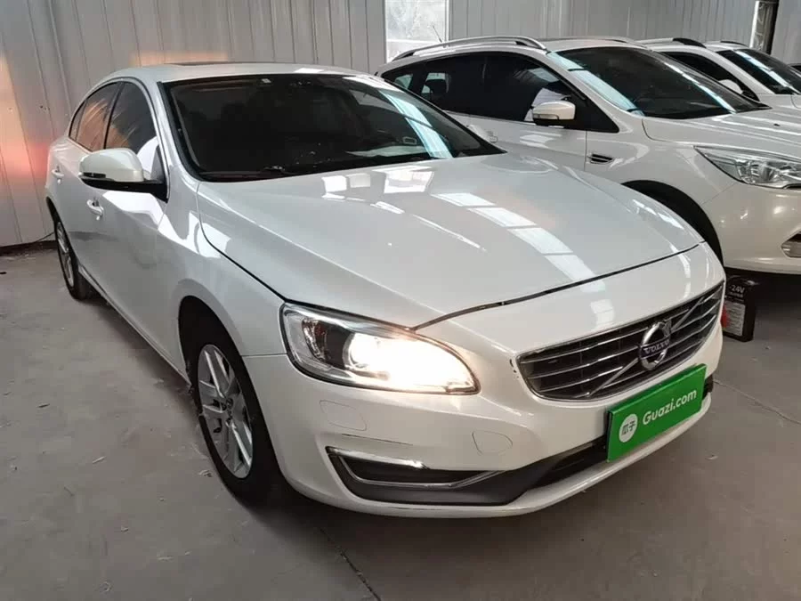 Volvo S60