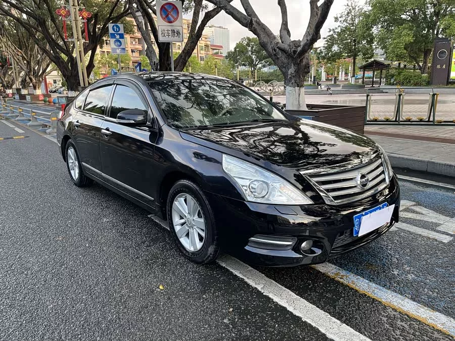 Nissan Teana