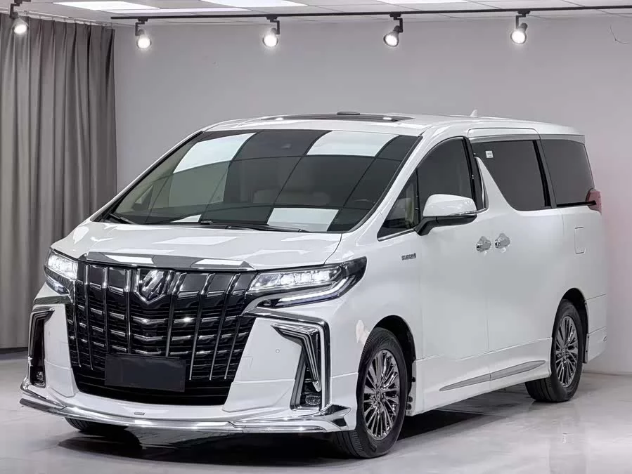 Toyota Crown Vellfire