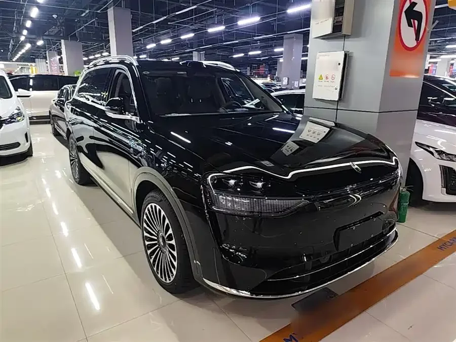 AITO Wenjie M9