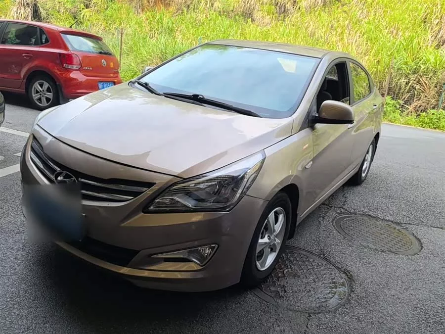 Hyundai Rena