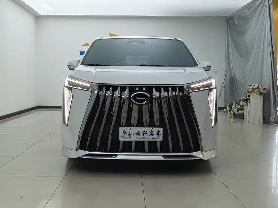 GAC Trumpchi M8