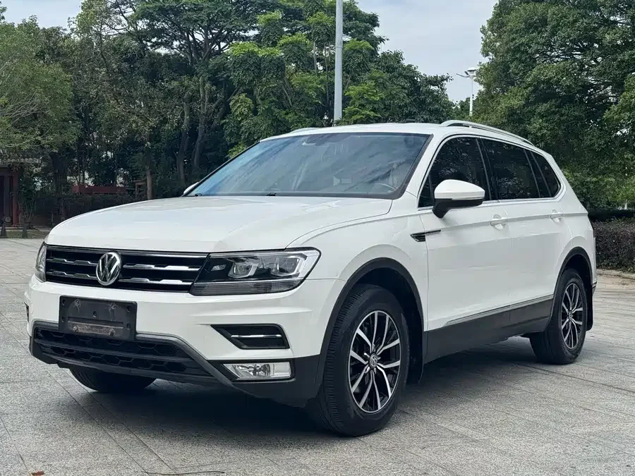 Volkswagen Tiguan L