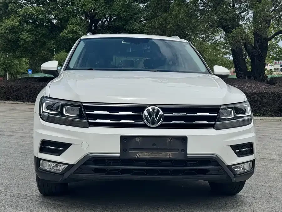 Volkswagen Tiguan L